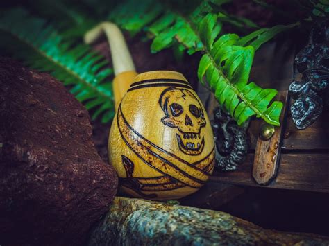 Pirate Calico Jack Skull and Swords / Tobacco Pipe for Smoking ...