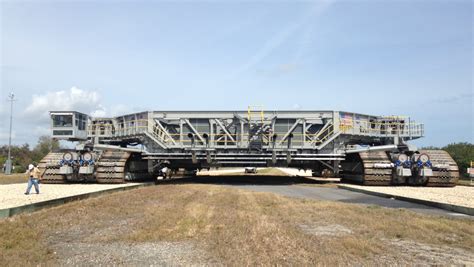 NASA tests upgraded crawler-transporter at KSC