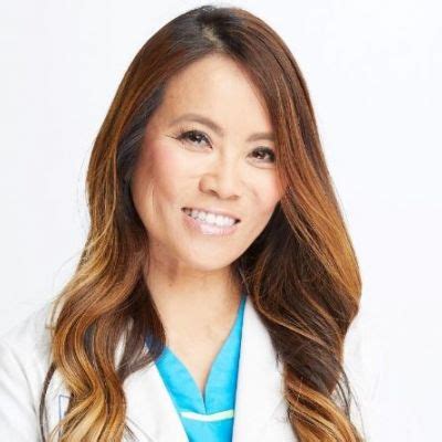 Dr. Sandra Lee Wiki, Age, Bio, Height, Husband, Career, and Net Worth