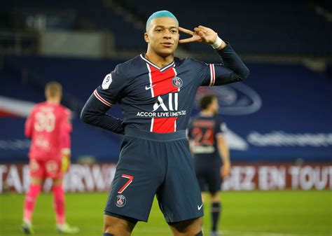 Mbappé a 22 ans : le phénomène du PSG et des Bleus en chiffres - Ligue 1 - Football