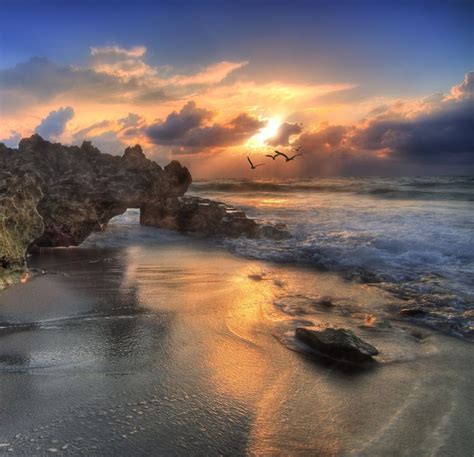 Sunrise at Jupiter Beach | Jupiter beach, Sunrise, Beautiful beaches