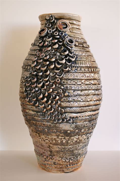 Pin by Carly on Ceramics | Coil pottery, Coil pots, Pottery