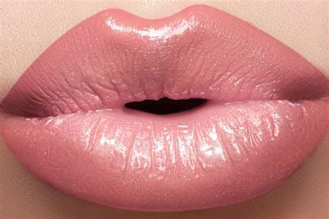 13 Very Interesting Facts About Lips! - onedio.co