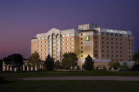 Embassy Suites Kansas City International Airport In Kansas City (MO ...