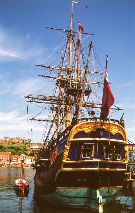 Endeavour in Whitby 2004 | Whitby, British isles, Yorkshire