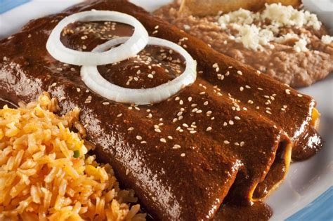 Amazing History of Enchiladas - The Simple Street Food of Mexico - Tastessence