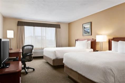 Days Inn And Suites Moncton vacation deals - Lowest Prices, Promotions, Reviews, Last Minute ...