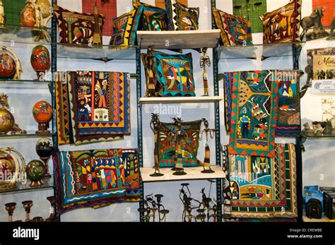 tribal art in craft shop, Kruger, south africa Stock Photo - Alamy