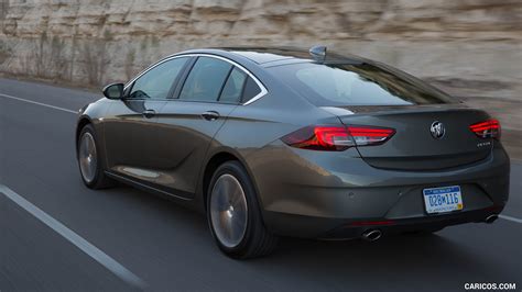 Buick Regal Sportback | 2018MY | Rear Three-Quarter