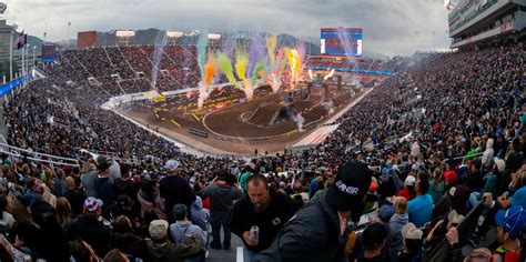 Los calendarios de 2024 para el Monster Energy AMA Supercross Championship y el Pro Motocross ...