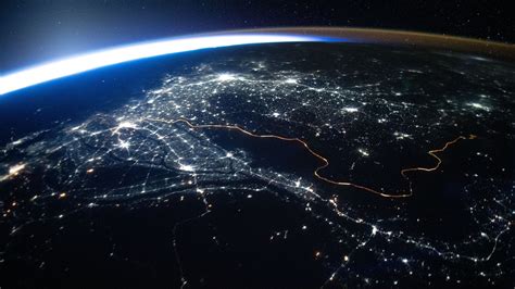 ISS posts pictures taken from space of Earth’s horizon at night. Images ...