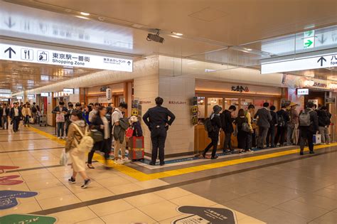 The station is so station-Eating ramen at the ramen street at Tokyo station-Japan-Tokyo-Station ...