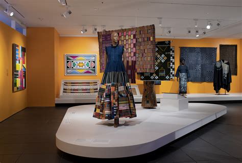 Review: ‘Africa Fashion’ at the Brooklyn Museum | Observer