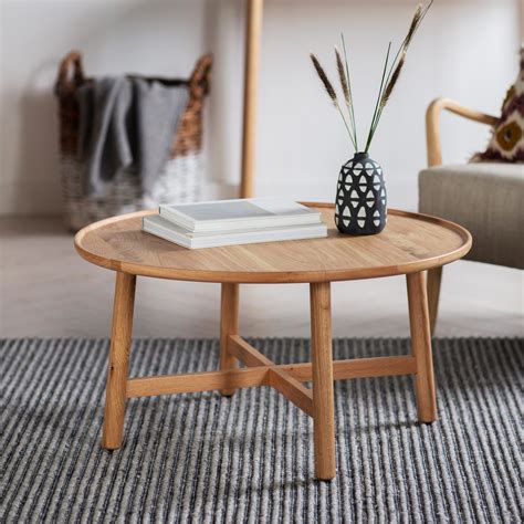 Kingsly 90cm Round Light Oak Round Coffee Table | Knees.co.uk