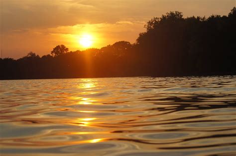 Sunset - Lake Winnebago WI [2048x1360] [OC] | Lake sunset, Sunset, Lake