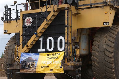 Caterpillar 797 ultraclass truck achieves world record 150,000 ...