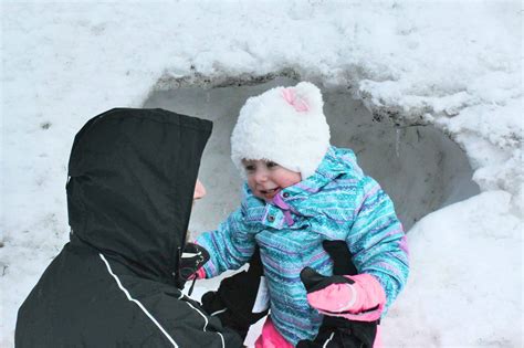 Mount Hood Trip: This Time With Snow – Mom Life in the PNW