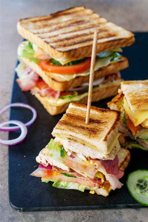 Original Club Sandwich Rezept mit Sauce – ganz einfach