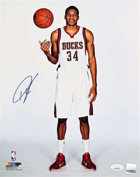 Giannis Antetokounmpo Wingspan