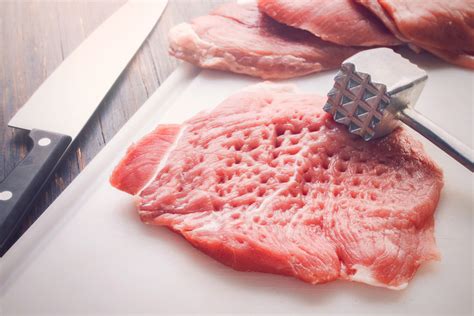 10 Ways to Tenderize Your Steak You Probably Didn't Know | ExpatWomanFood.com