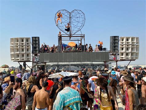 Burning Man 2021: This Year's 'Free Burn' Was the Best Year for Music ...