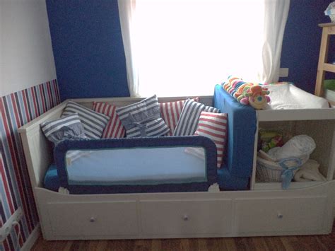 Guest bed makes space for baby changing table - IKEA Hackers - IKEA Hackers