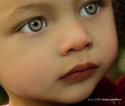 Amazing boy's green eyes Beautiful Babies, Beautiful People, Pretty Eyes, Cool Eyes, Cute Babies ...