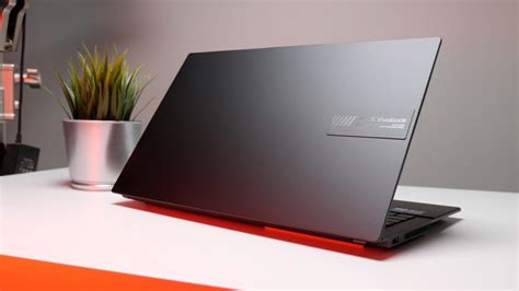 ASUS Vivobook S15 OLED Review