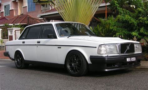 Best volvo 240 sedan modified stories, tips, latest cost range, volvo 240 sedan modified photos ...