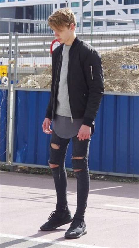 Pin by Danyicsaba on Destroyed ripped Jeans Boy | Super skinny jeans ...