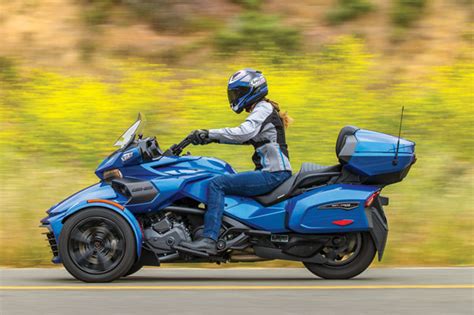 2018 Can-Am Spyder F3 Limited | Road Test Review | Rider Magazine