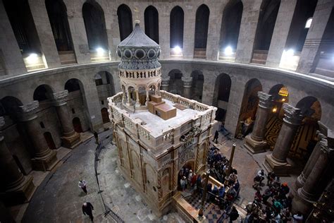 Pictures of Christ's tomb restored at the Church of the Holy Sepulchre in Jerusalem