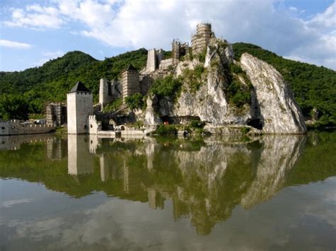 Top 10 tourist attractions in Serbia - HIPPOCKETWIFI