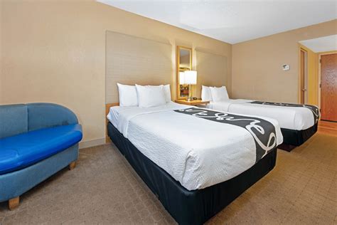 La Quinta Inn & Suites by Wyndham Coral Springs South | Coral Springs ...