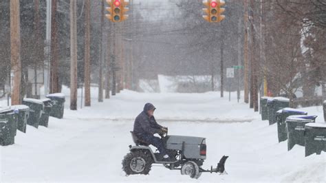 Northeast Ohio winter storm: Area closings, delays, road conditions ...