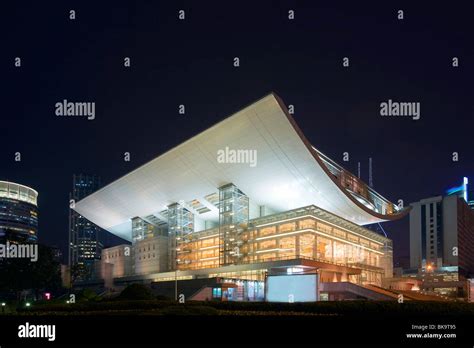 Shanghai Grand Theatre,Shanghai,China Stock Photo - Alamy