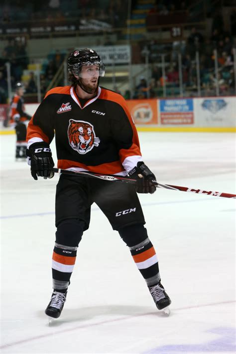 HOCKEY HOUNDS GAME WORN JERSEY DRAW – OCT. 13 – Medicine Hat Tigers