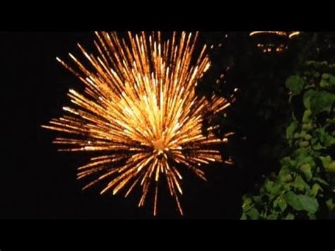 BEST FIREWORK SOUND EFfECT [HQ] REAL SOUND AND FOOTGE - YouTube