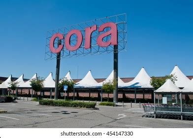 Cora Logo Vector (.EPS) Free Download