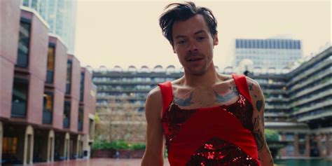 Harry Styles Shares Video for New Song “As It Was”: Watch | Pitchfork