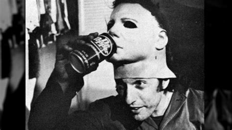 How Nick Castle Transformed Into Halloween's Michael Myers