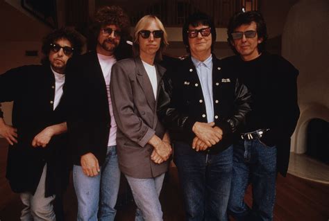 Traveling Wilburys photo by Neal Preston Roy Orbison, Tom Petty, George Harrison, Bob Dylan ...