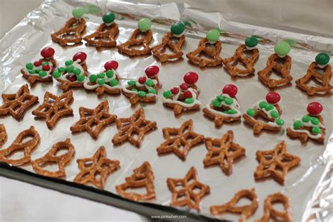 White Chocolate Christmas Holiday Pretzels and Santa's Snack Mix - PinkWhen