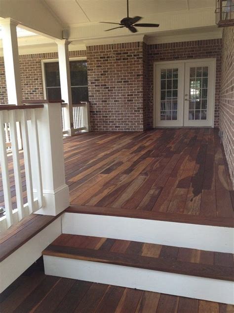 Porch flooring ideas – materials, styles and decor of outdoor areas ...