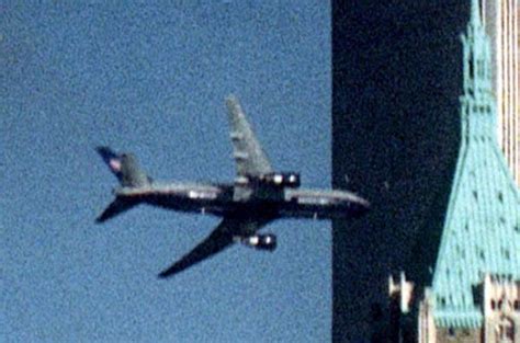 WTC impact planes identification: photos, video, etc. - The 9/11 Forum