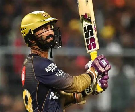 Here's Know, Why Dinesh Karthik leave captaincy of Kolkata Knight Riders in IPL 2020 - Scoop Beats