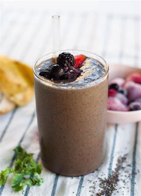 17 Easy Low-Calorie Smoothie Recipes You Can Whip Up in No Time