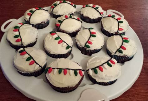 The Baking Chemist: Christmas Light Cupcakes