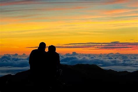 2024 Haleakala Sunrise Tour with Breakfast WEST SIDE Pickup