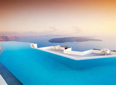 22 Incredible Infinity Pools That Are Calling Your Name